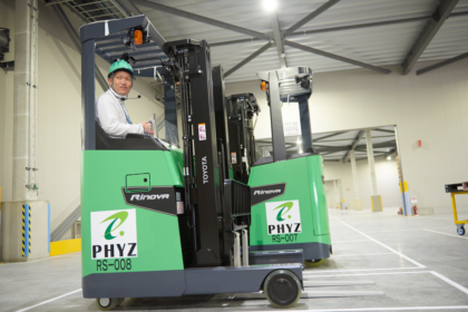 フォークリフトオペレーター